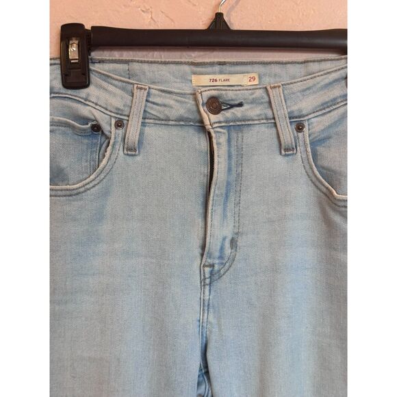 Levi's 726 High Rise Flare Leg Jeans with Stretch Distressed 29 x 30 Light Wash - Picture 5 of 8